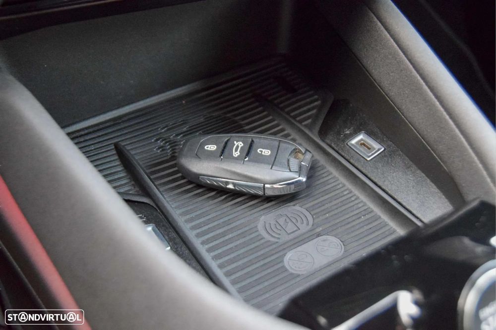 Alfa Romeo Junior 1.2 Sport Speciale eDCT6 - 35