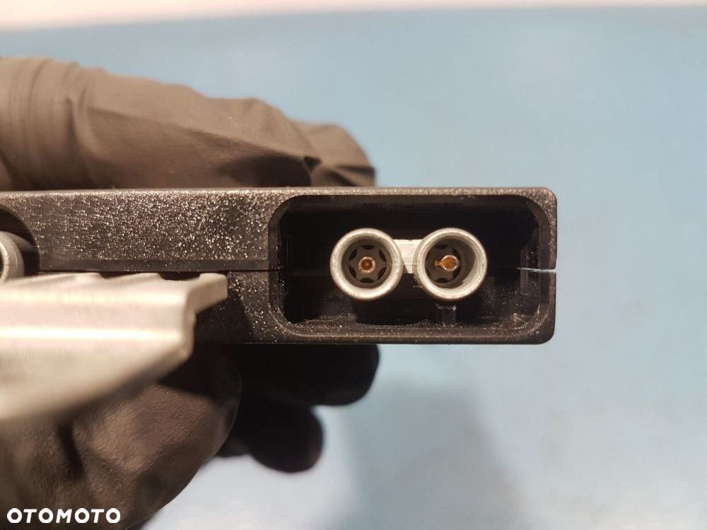 MERCEDES-BENZ C 200 CDI W203 WZMACNIACZ ANTENOWY A2038207989 - 5