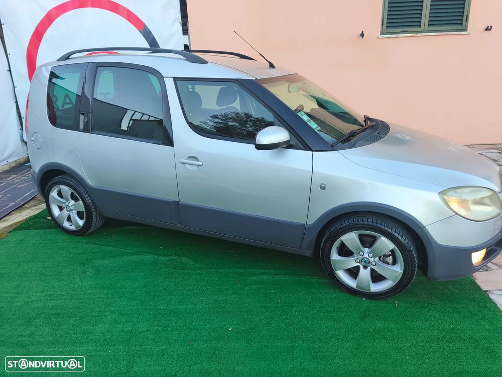 Skoda Roomster 1.4 TDI Style II - 25