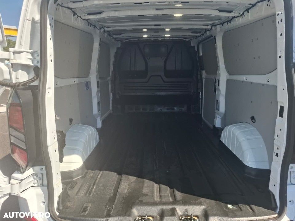 Ford Transit Custom - 19