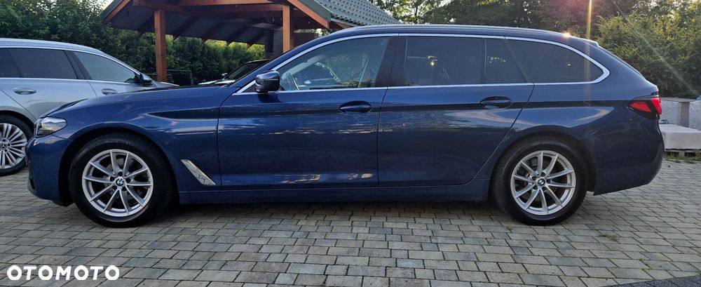 BMW Seria 5 520d Luxury Line - 21