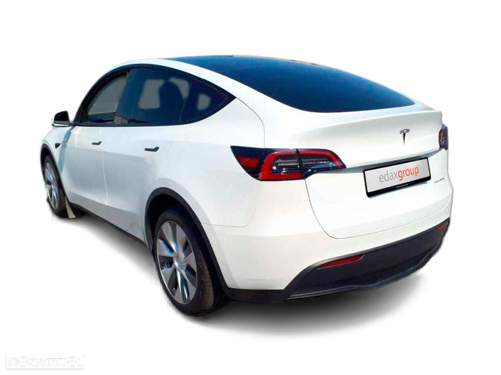 Tesla Model Y Long Range Dual Motor AWD - 2