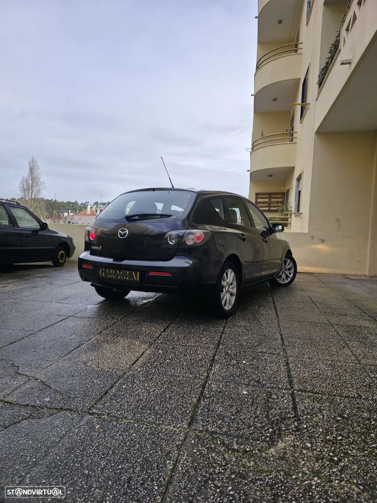 Mazda 3 Hatchback MZ-CD 1.6 Comfort - 4
