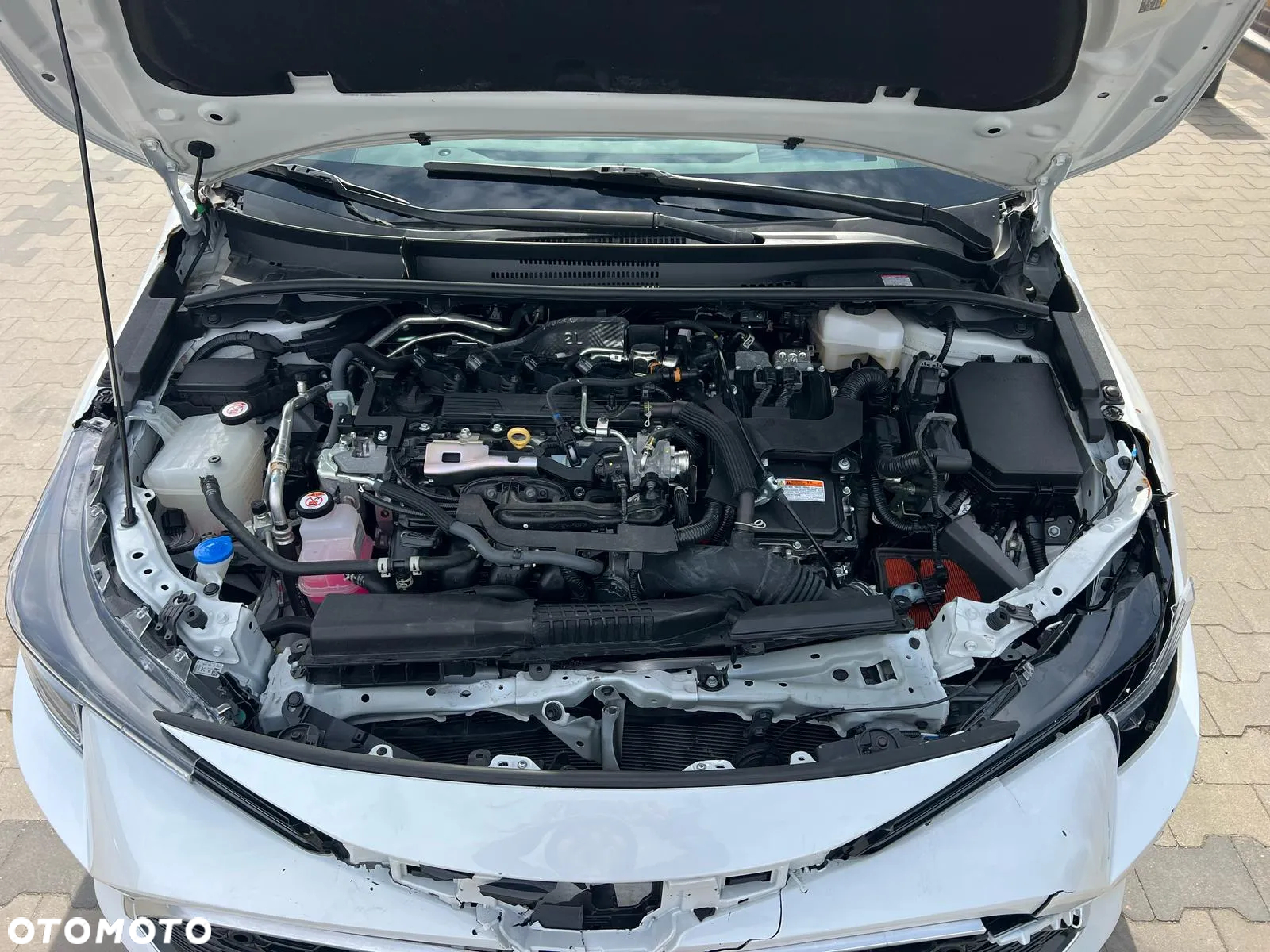 Toyota Corolla 2.0 Hybrid Lounge - 5