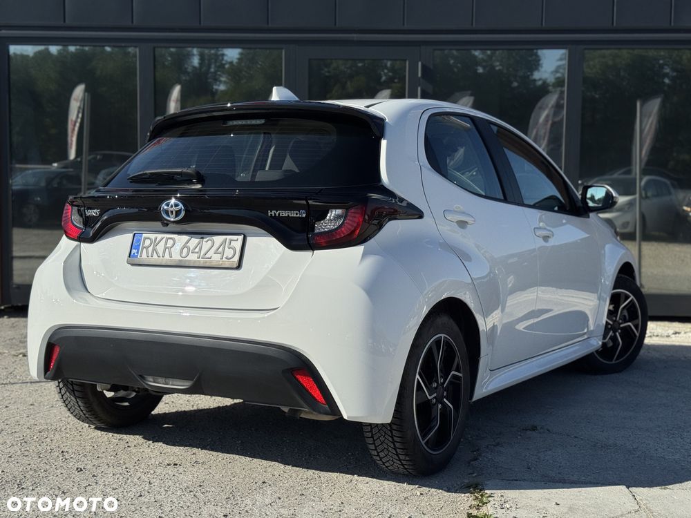 Toyota Yaris - 8