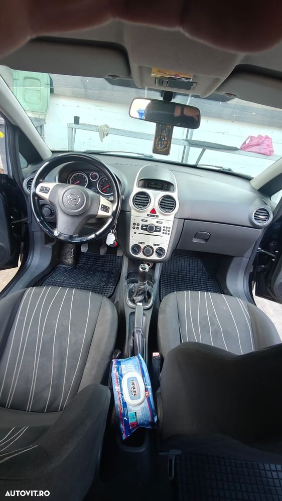 Opel Corsa - 5