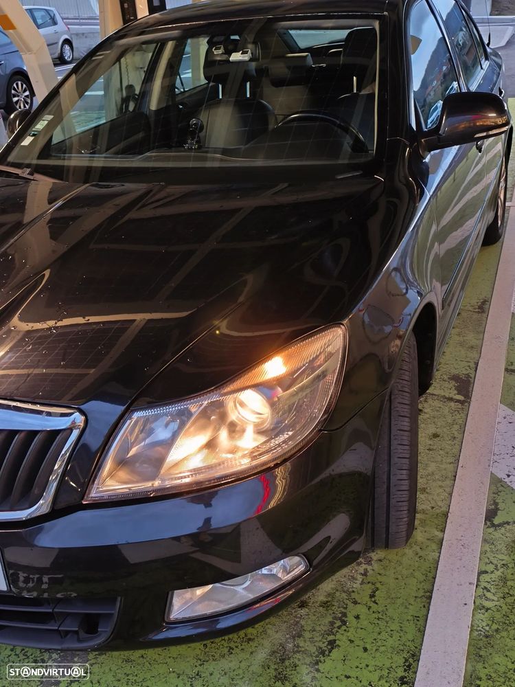 Skoda Octavia 1.6 TDI Ambiente - 1