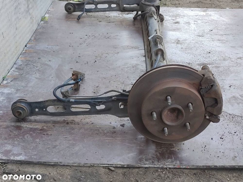 BELKA OŚ ZAWIESZENIA TYŁ KOMPLETNA Z ABS OPEL SINTRA I - 6