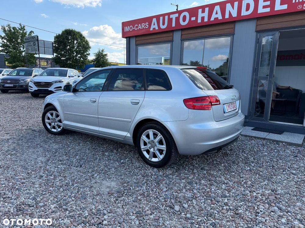 Audi A3 Sportback - 4