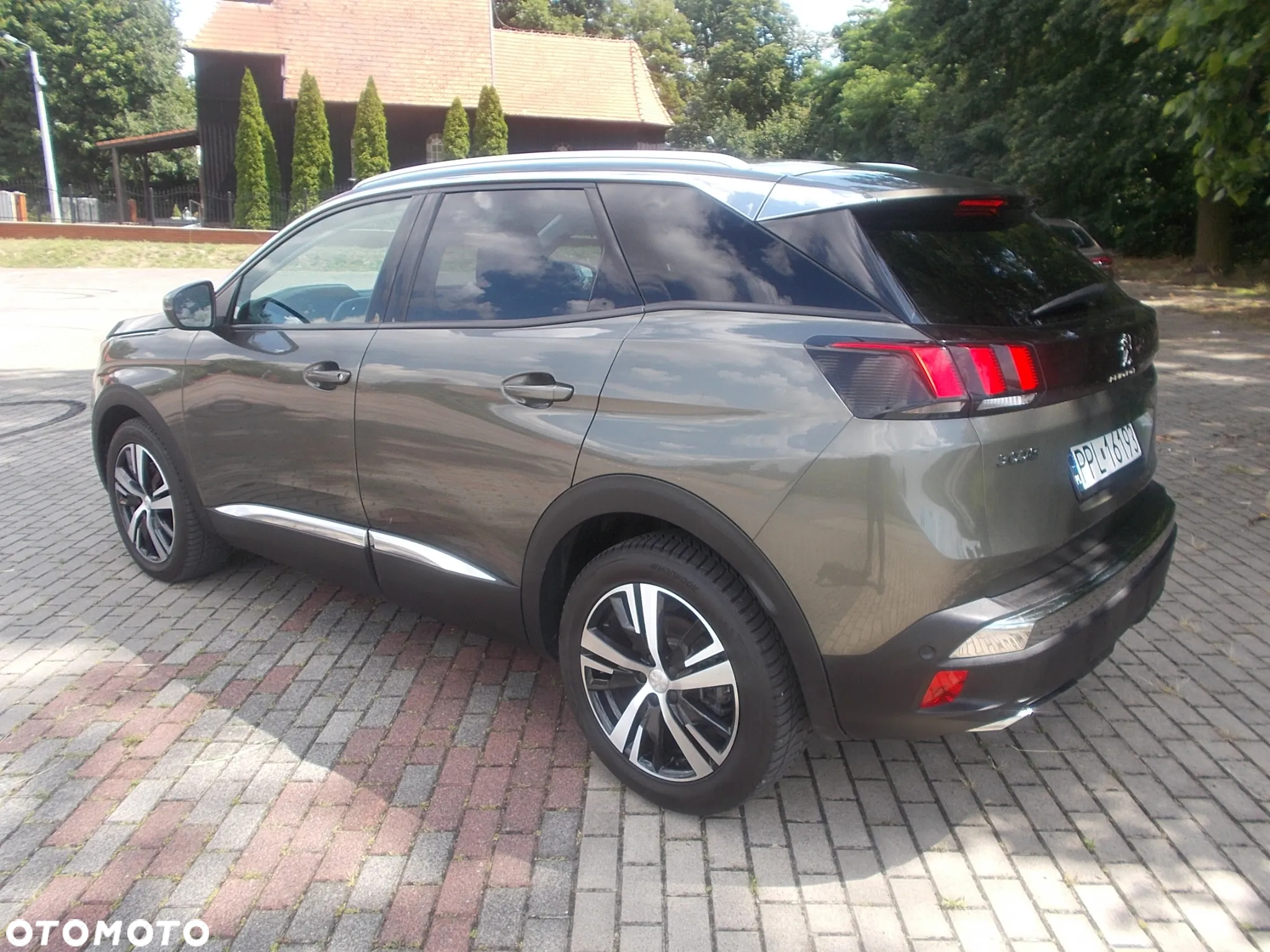 Peugeot 3008 1.2 PureTech Allure S&S EAT6 - 5
