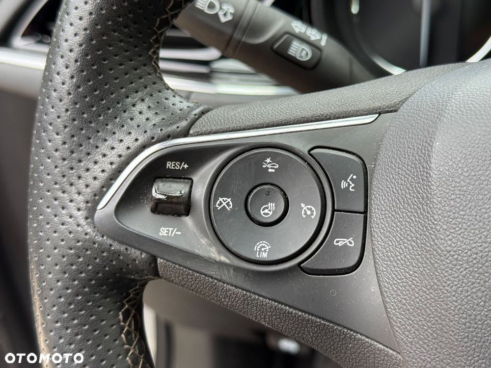 Opel Insignia 2.0 CDTI GS Line S&S - 10