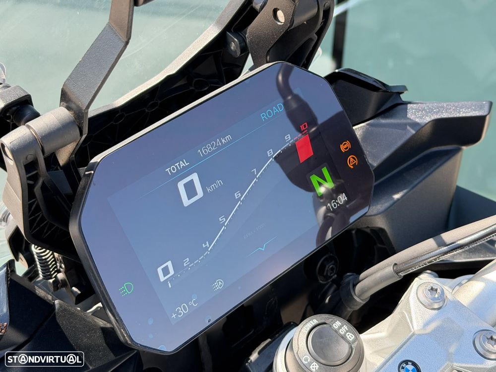 BMW F 900 XR - 8