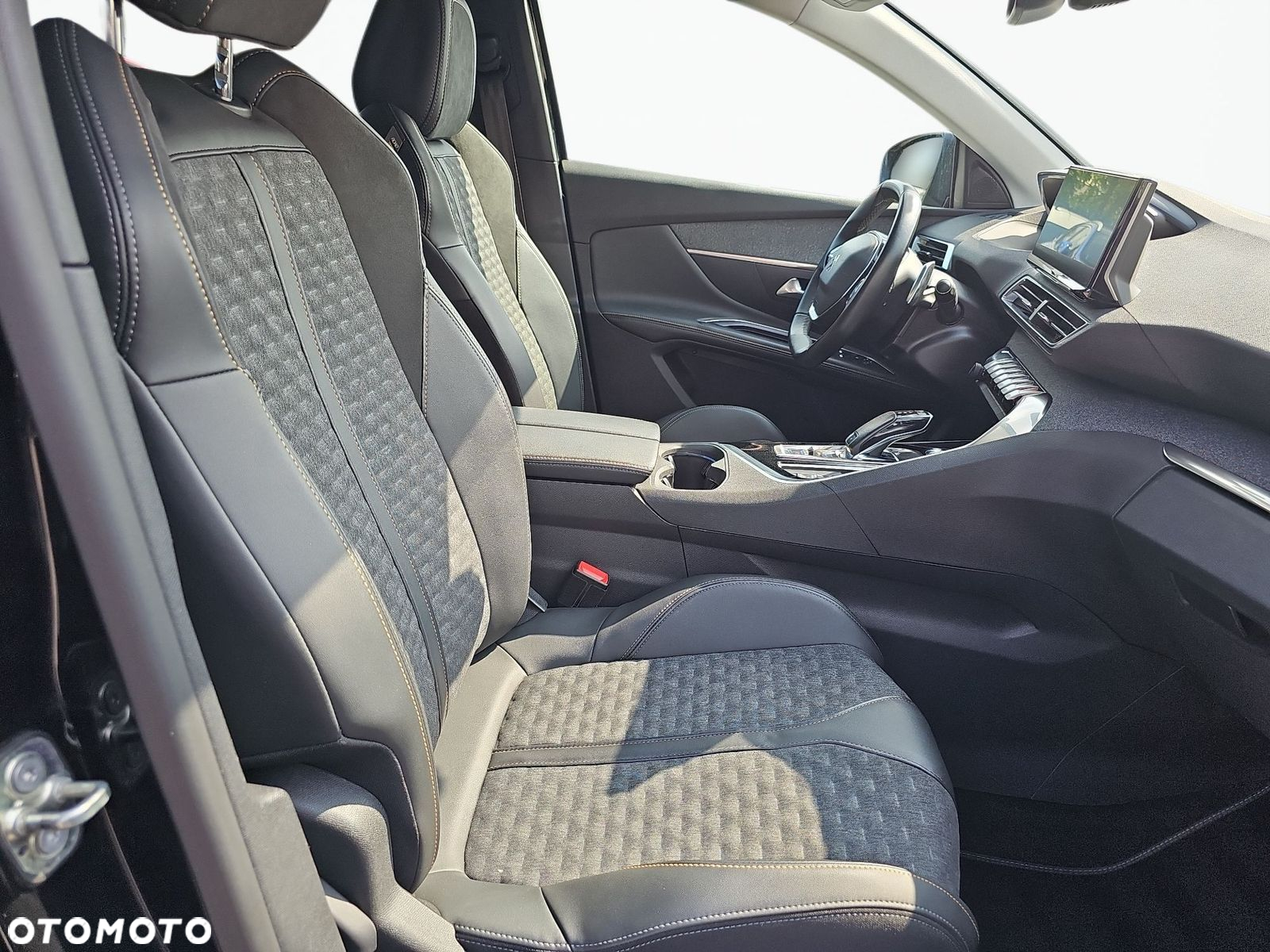 Peugeot 5008 2.0 BlueHDi Road Trip S&S EAT8 - 13