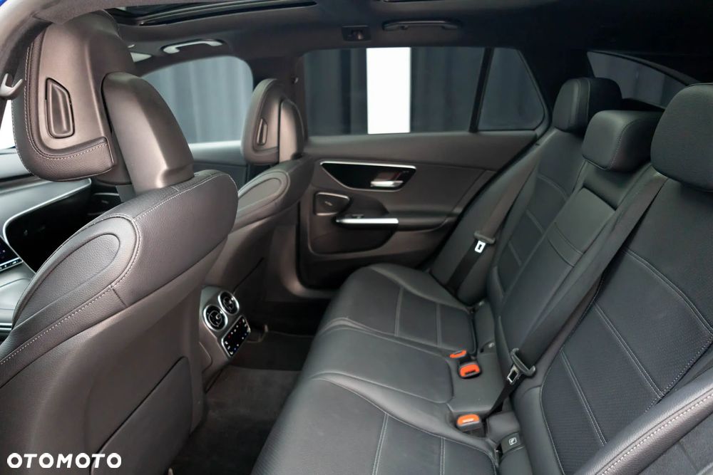 Mercedes-Benz Klasa C 220 d 4Matic All-Terrain 9G-TRONIC Avantgarde - 35