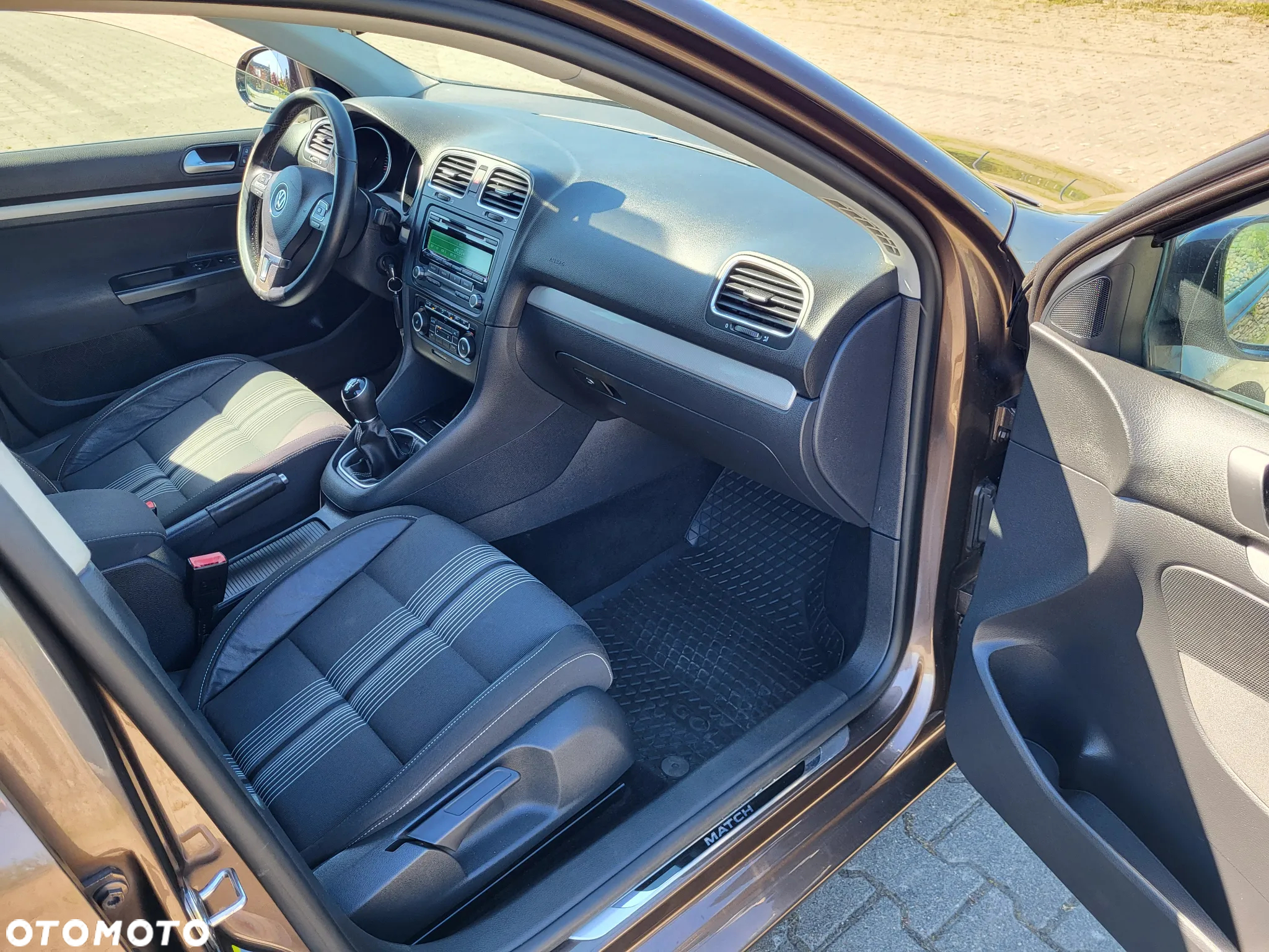 Volkswagen Golf VII 1.2 TSI BMT Trendline - 6