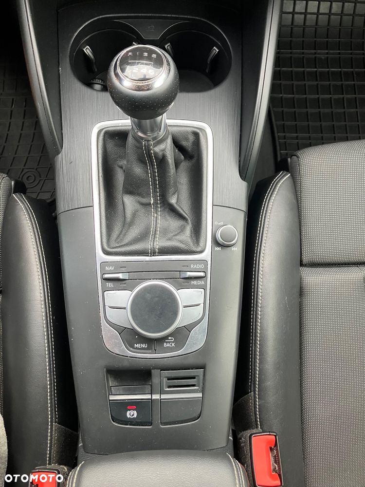 Audi A3 Sportback - 15