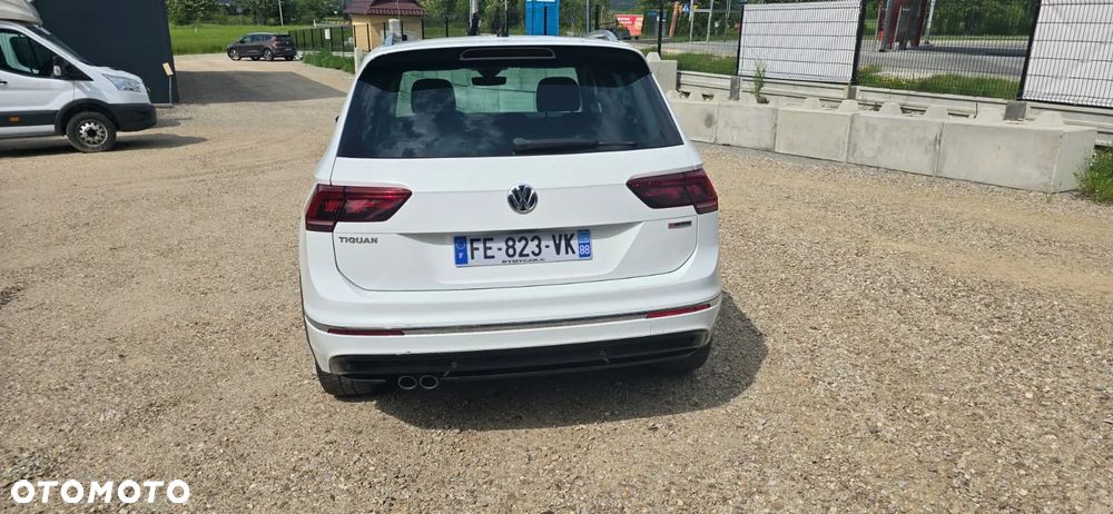 Volkswagen Tiguan 2.0 TDI SCR 4MOTION DSG R-Line - 8