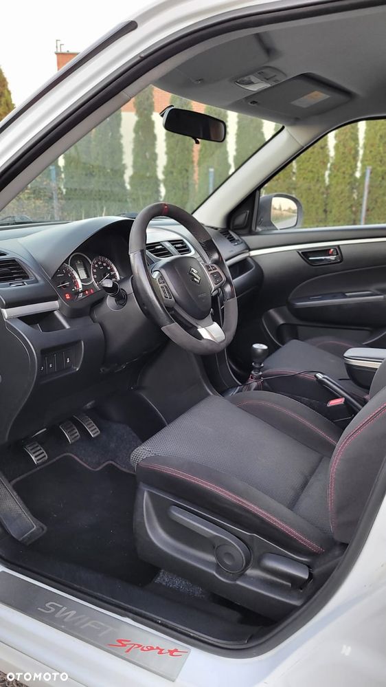Suzuki Swift 1.6 Sport - 19
