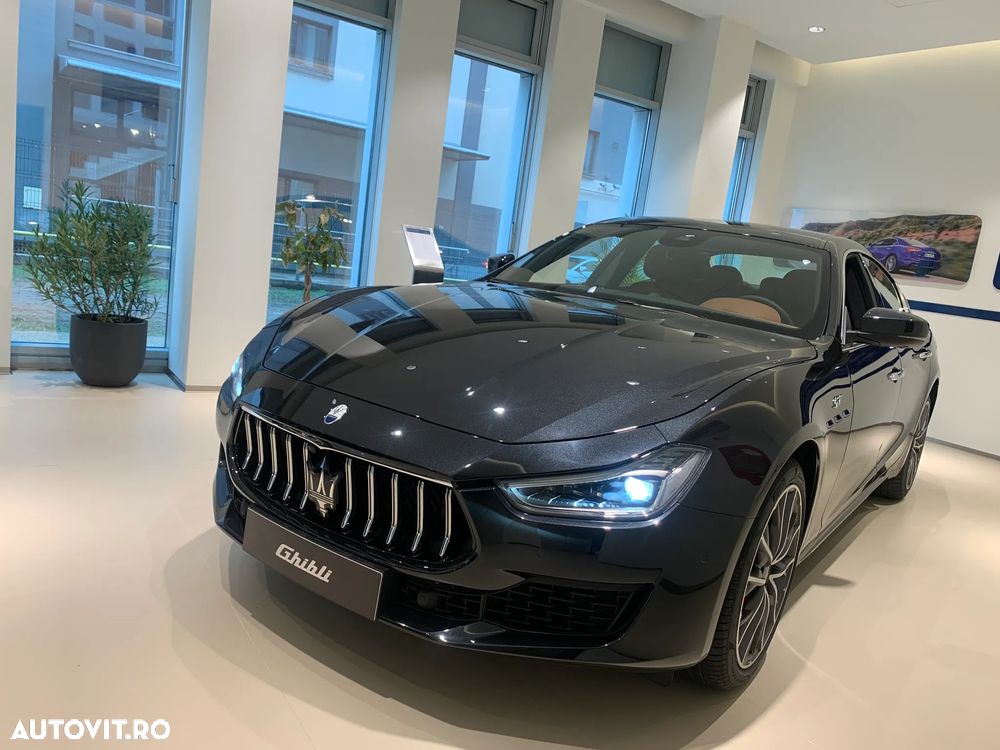 Maserati Ghibli - 1