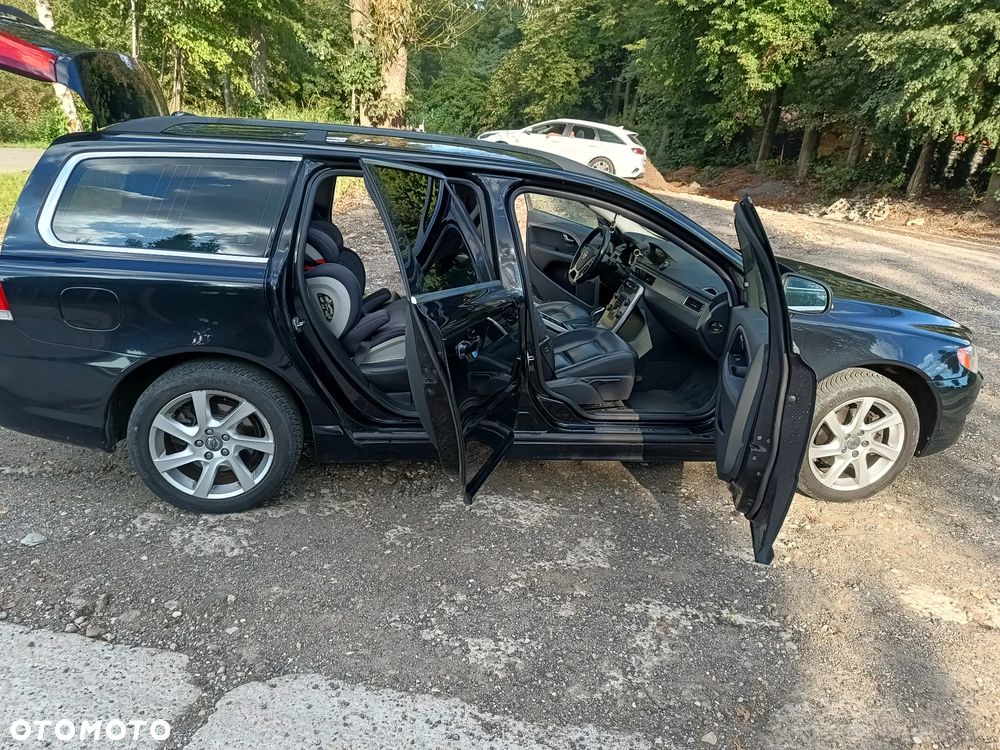 Volvo V70 D4 Geartronic Momentum - 13