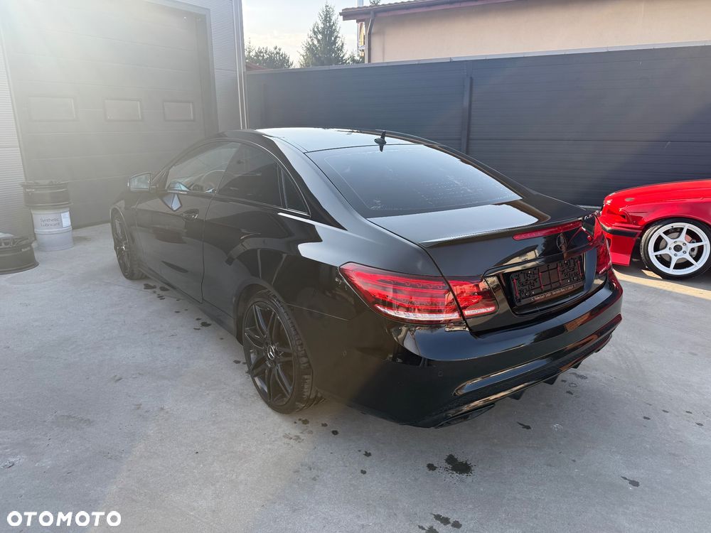 Mercedes-Benz Klasa E 250 7G-TRONIC Sport Edition - 9