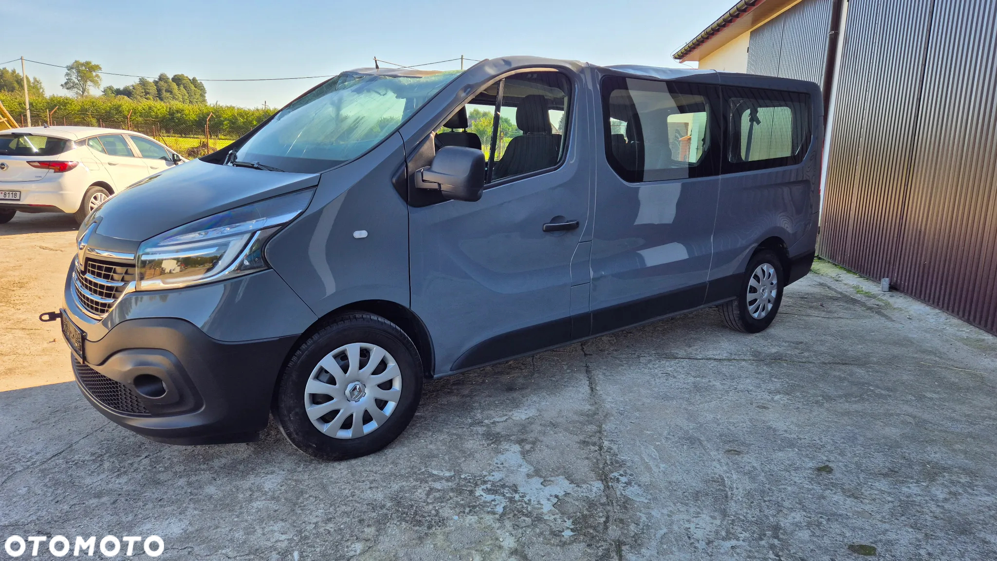 Renault Trafic Grand SpaceClass 2.0 dCi EDC - 17