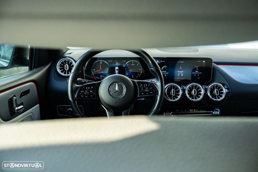 Mercedes-Benz B 220 d Style Plus - 19