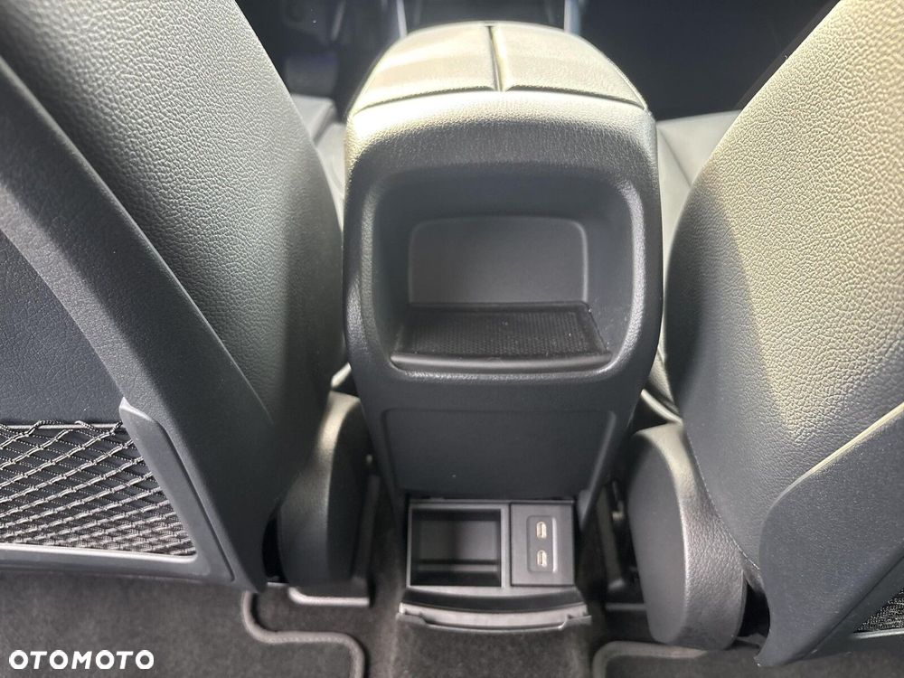 Mercedes-Benz EQA - 23