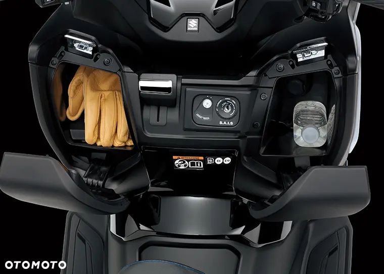 Suzuki Burgman - 4