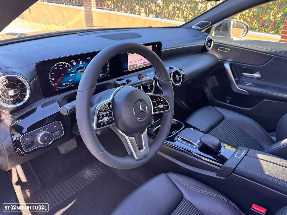 Mercedes-Benz CLA 250 e Shooting Brake Progressive - 12
