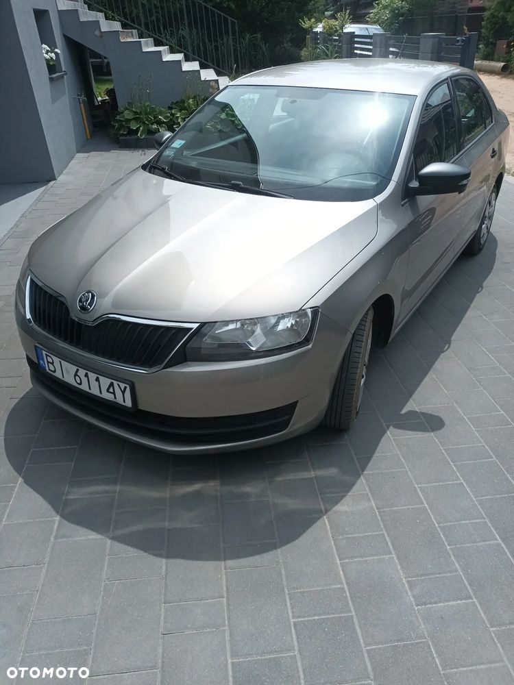 Skoda RAPID 1.2 TSI Active Max DSG - 9
