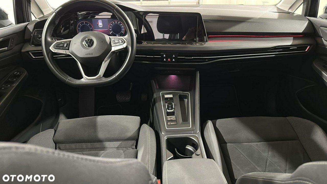 Volkswagen Golf - 17