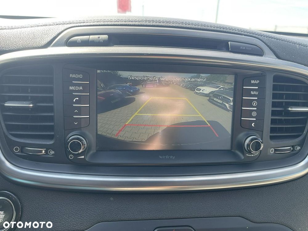 Kia Sorento 2.2 CRDi AWD Platinum Edition - 8