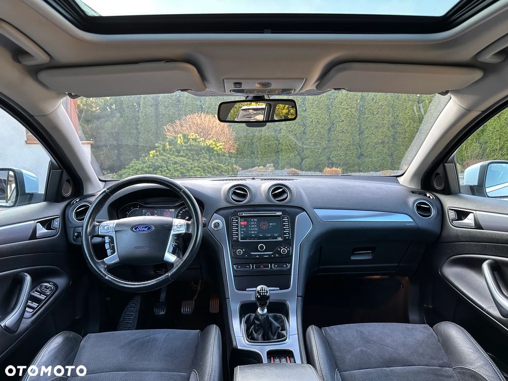 Ford Mondeo 1.6 TDCi Platinium X Plus (Titanium) - 4