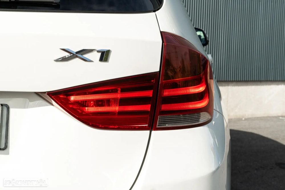 BMW X1 18 d sDrive Auto xLine - 33