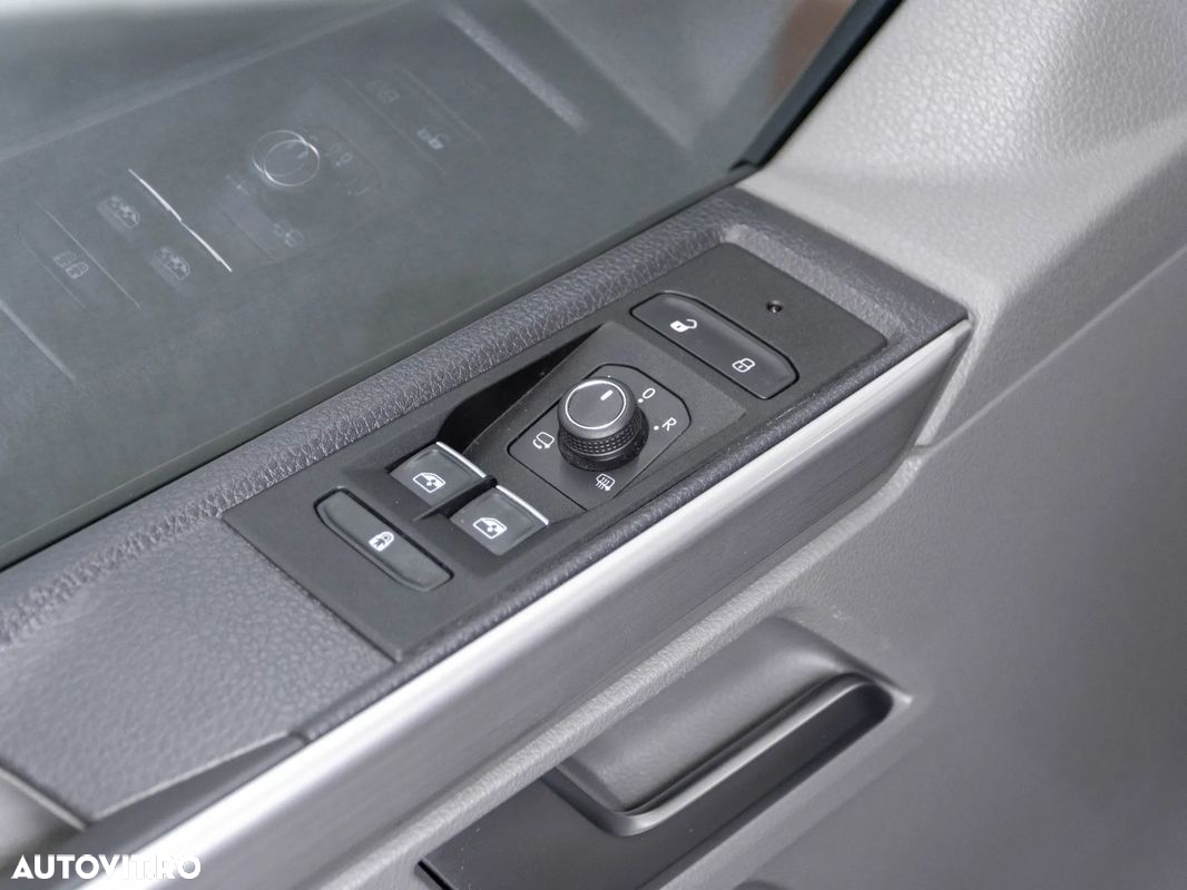 Volkswagen California - 31