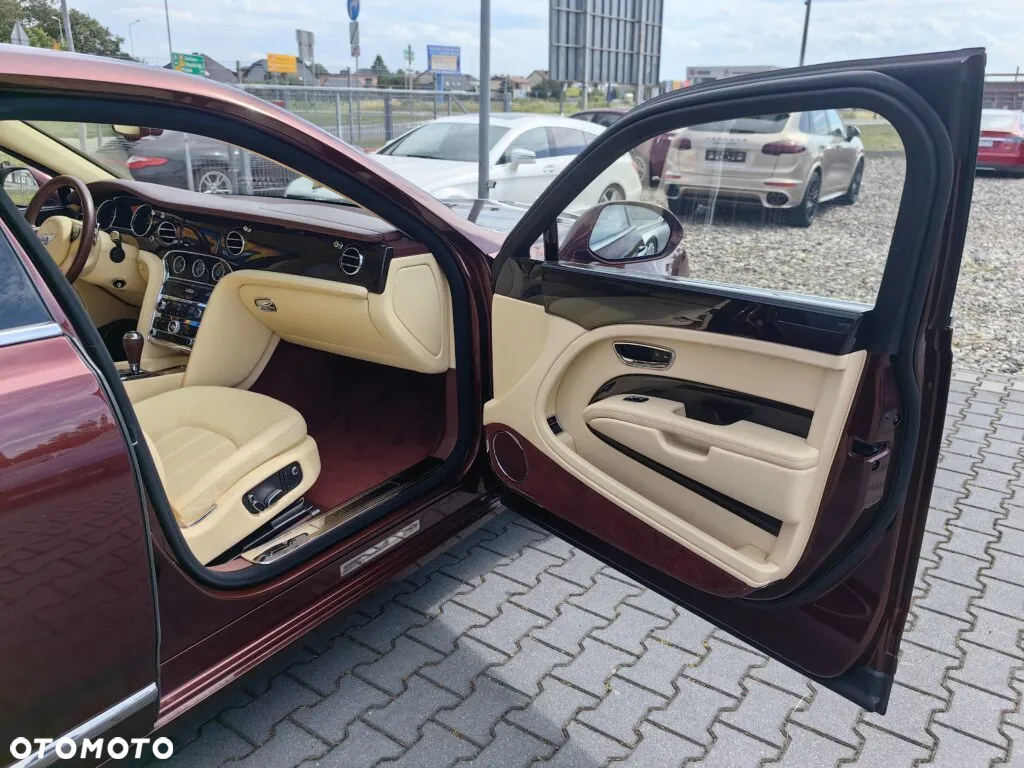 Bentley Mulsanne Speed - 16