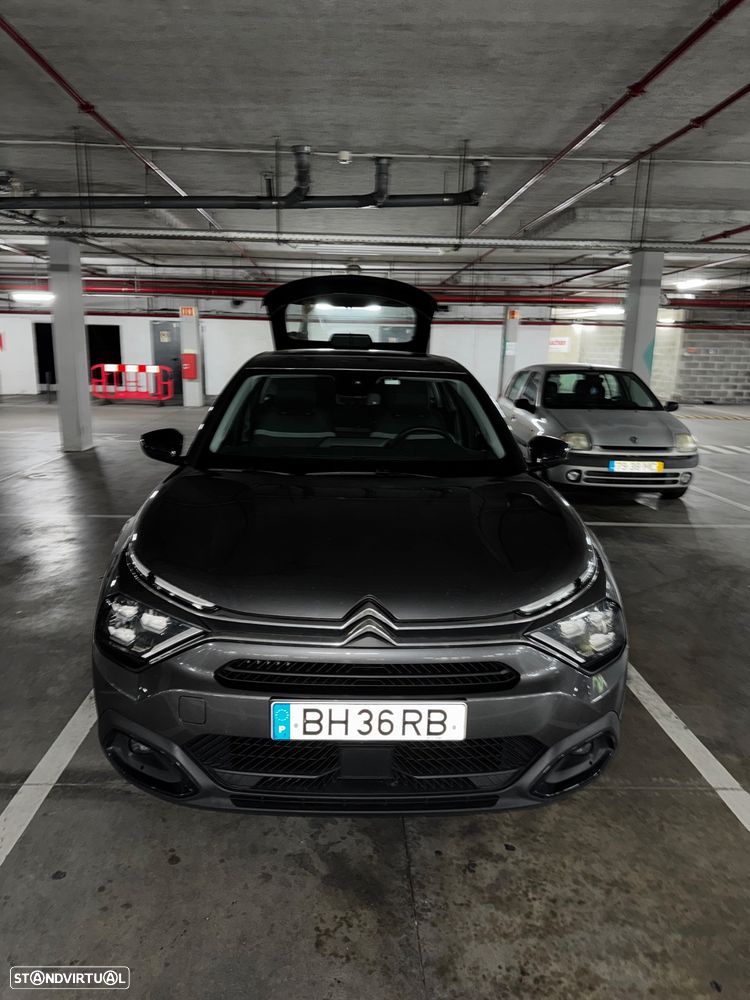 Citroën C4 X 1.2 PureTech Plus EAT8 - 1