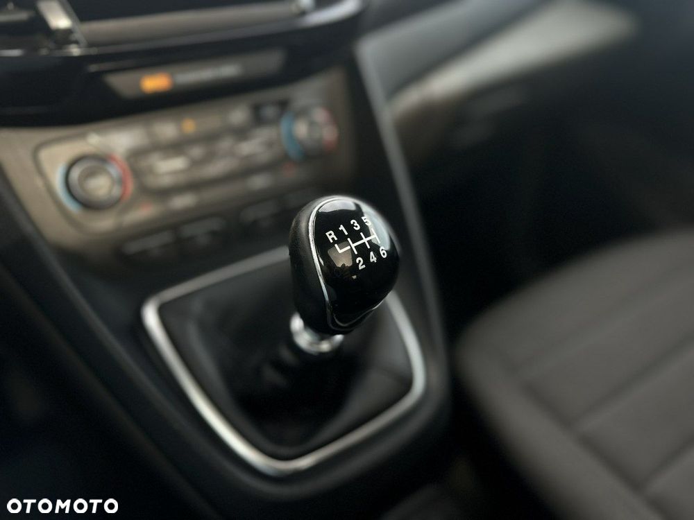 Ford Tourneo Connect - 31