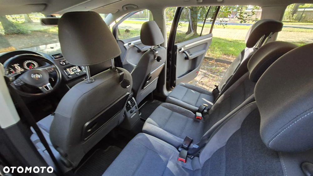 Volkswagen Touran 1.6 TDI DPF Comfortline DSG - 12