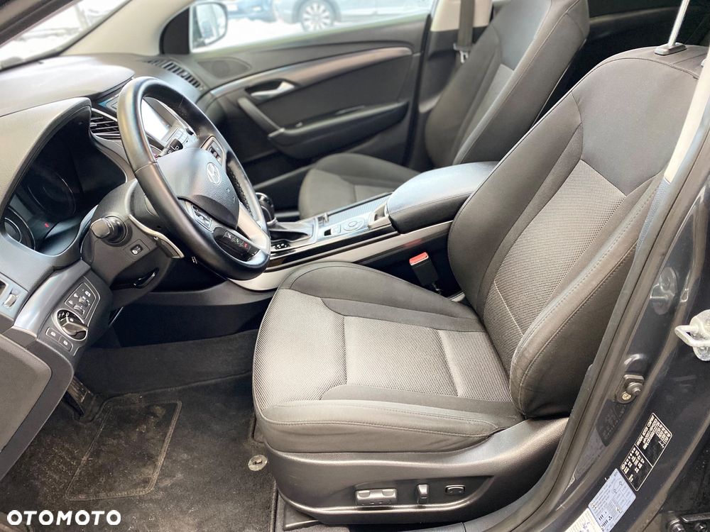 Hyundai i40 1.7 CRDi Premium DCT - 9