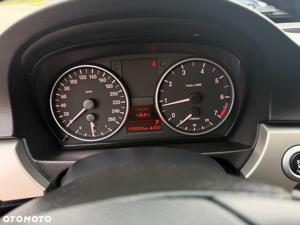 BMW Seria 3 - 31