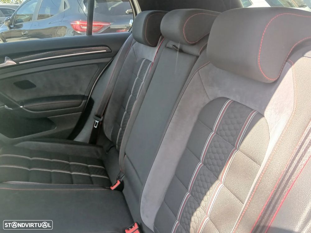 VW Golf GTI Clubsport DSG - 30