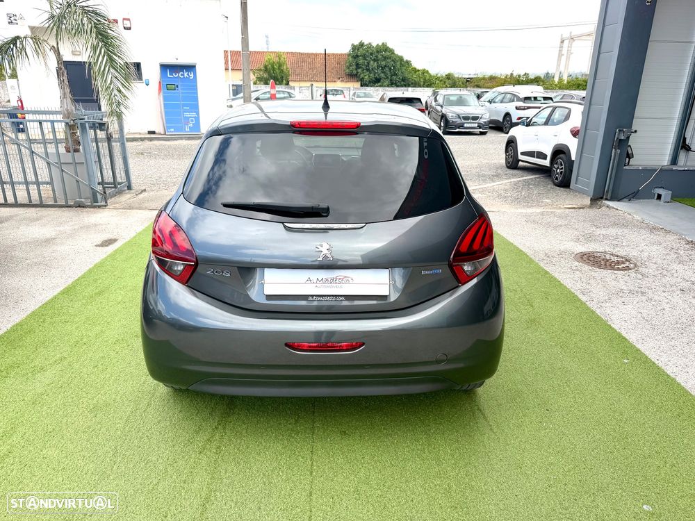 Peugeot 208 1.6 BlueHDi Style - 8