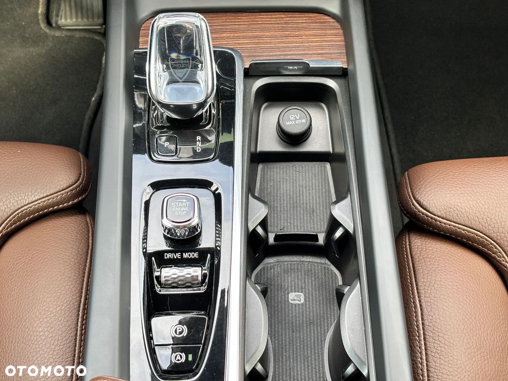 Volvo XC 60 B4 D Inscription - 16