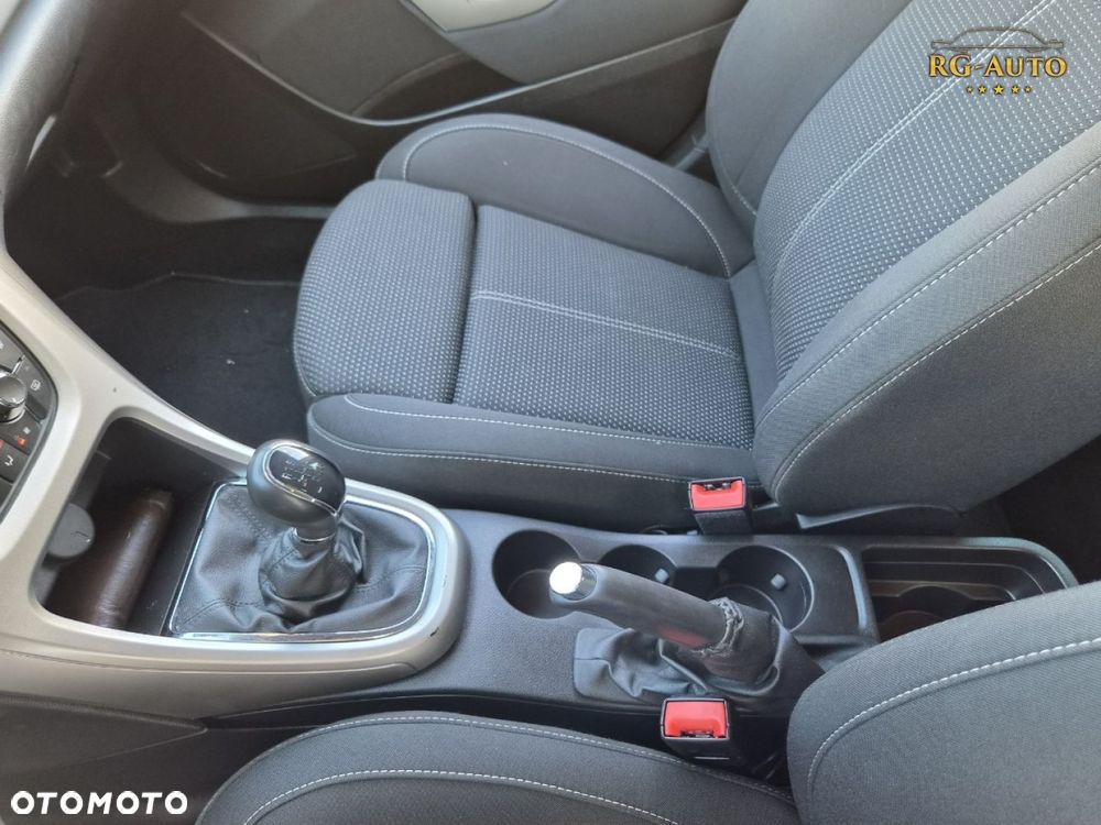 Opel Astra - 9