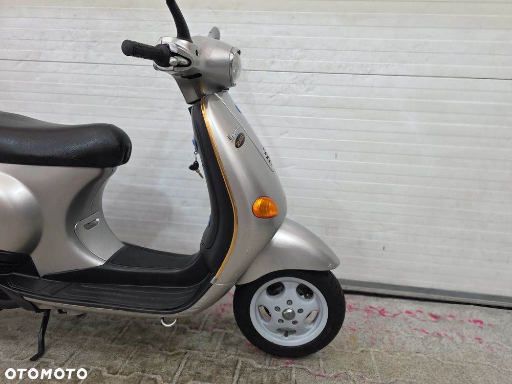 Piaggio Vespa - 8
