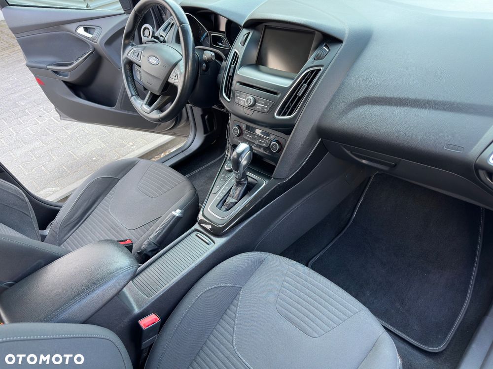 Ford Focus 1.5 TDCi DPF Start-Stopp-System Titanium - 6