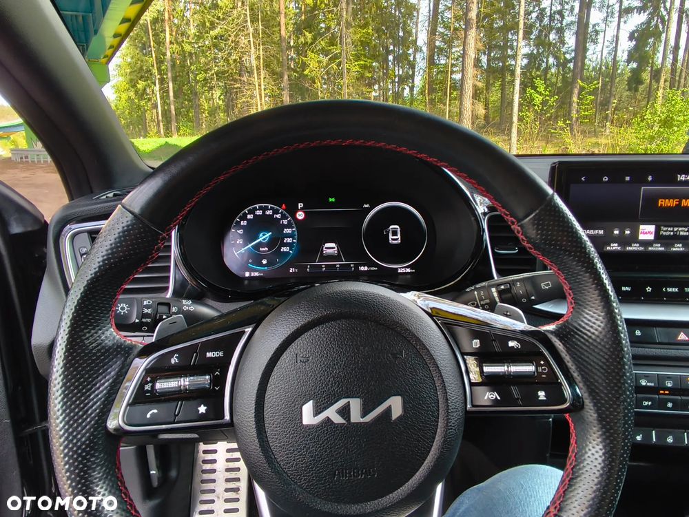 Kia Ceed 1.6 T-GDI GT DCT - 14