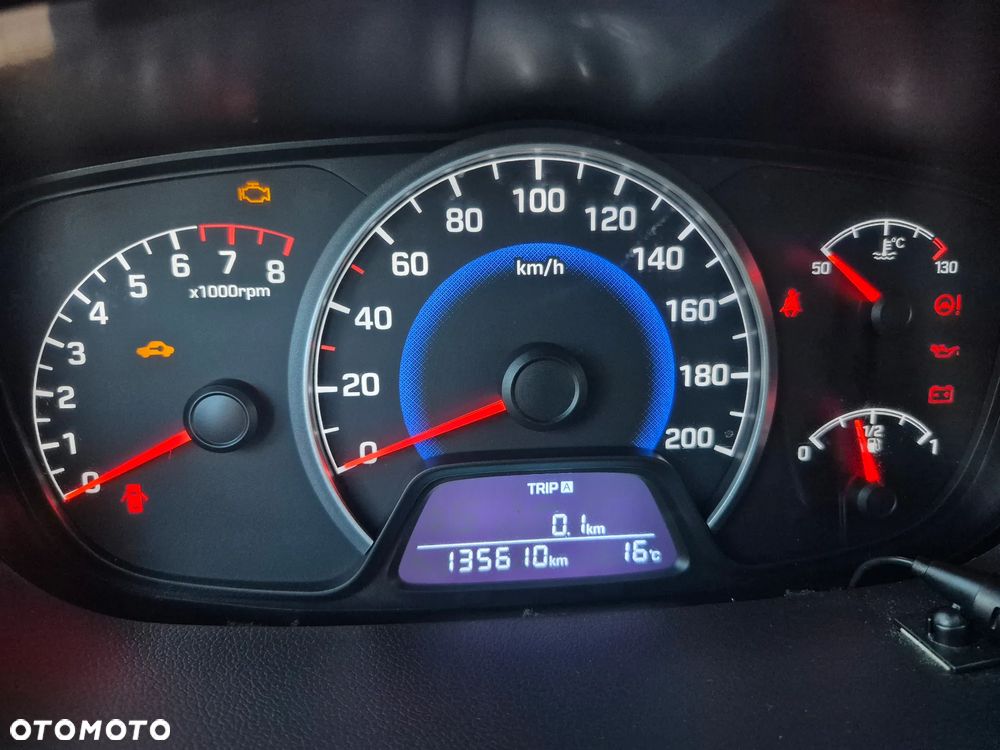 Hyundai i10 - 10